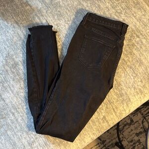 Universal Thread Black Skinny Jeans.